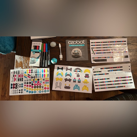 Ozobot coding robot for kids. - Picture 2 of 5